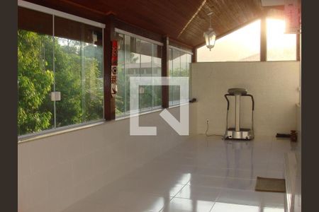 Foto 02 de casa de condomínio à venda com 4 quartos, 390m² em Vargem Grande, Rio de Janeiro