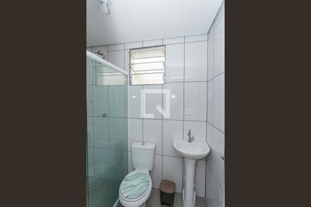 Banheiro suite de casa para alugar com 1 quarto, 35m² em Sítio Botuquara, São Paulo