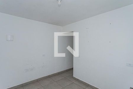 Cozinha de casa para alugar com 1 quarto, 35m² em Sítio Botuquara, São Paulo