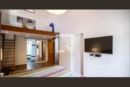 Casa à venda com 4 quartos, 507m² em Bela Aliança, São Paulo