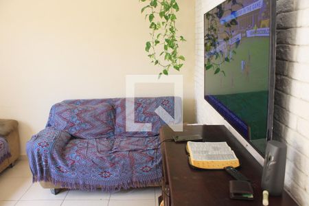Sala de casa para alugar com 2 quartos, 125m² em Colinas de Cotia, Cotia