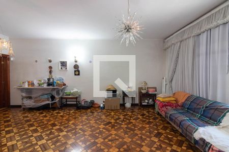 Casa para alugar com 4 quartos, 500m² em Moema, São Paulo