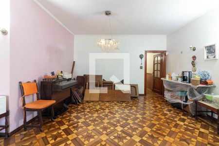 Casa para alugar com 4 quartos, 500m² em Moema, São Paulo