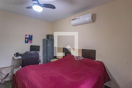 Quarto 1 - suíte  de casa à venda com 6 quartos, 260m² em Jardim Miriam, São Paulo