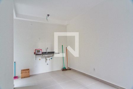 Sala e cozinha de apartamento à venda com 2 quartos, 44m² em Casa Verde Média, São Paulo