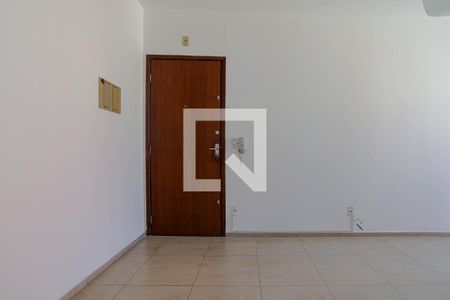 Sala de apartamento para alugar com 2 quartos, 60m² em Nova Mogilar, Mogi das Cruzes