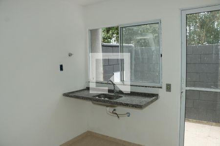 Casa de Condomínio para alugar com 2 quartos, 50m² em Bairro Jardim Nossa Senhora das Graças, Cotia