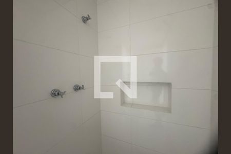 Banheiro de apartamento à venda com 1 quarto, 51m² em Picanço, Guarulhos