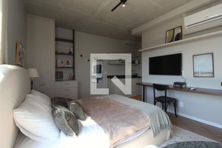 Sala/Quarto de kitnet/studio à venda com 1 quarto, 30m² em Indianópolis, São Paulo