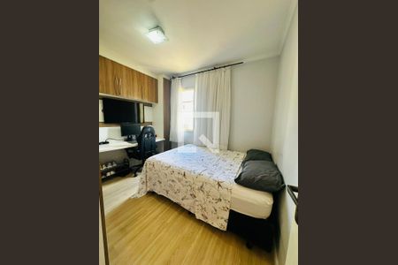Quarto de apartamento à venda com 2 quartos, 54m² em Jardim Santo André, Santo André