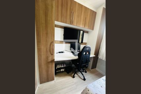 Quarto de apartamento à venda com 2 quartos, 54m² em Jardim Santo André, Santo André