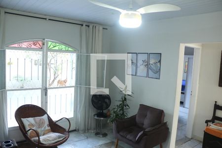 sala de casa para alugar com 4 quartos, 152m² em Jardim Iguaçu, Nova Iguaçu
