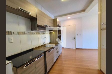 Cozinha de apartamento para alugar com 2 quartos, 75m² em Pátria Nova, Novo Hamburgo