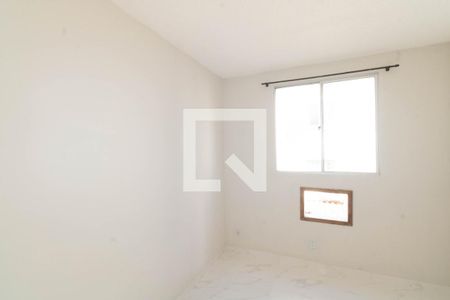 Quarto 2 de apartamento para alugar com 2 quartos, 43m² em Inhoaíba, Rio de Janeiro