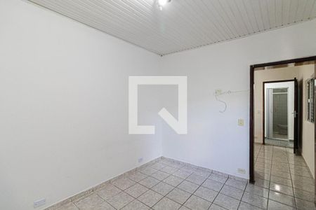 Quarto 2 de casa para alugar com 2 quartos, 300m² em Vila Ré, São Paulo