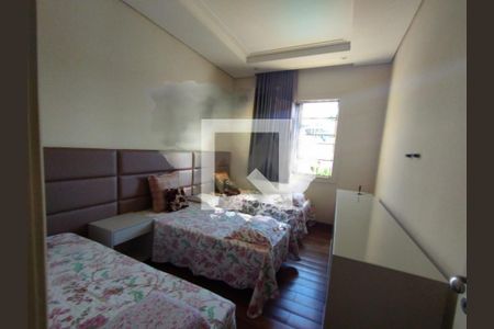 Casa à venda com 5 quartos, 377m² em São Bento, Belo Horizonte