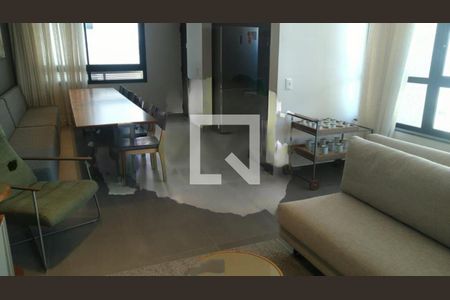 Apartamento à venda com 2 quartos, 55m² em Santa Efigênia, Belo Horizonte