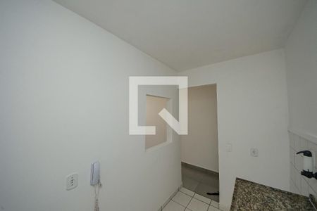 Cozinha de apartamento à venda com 2 quartos, 58m² em Vila Alpina, São Paulo