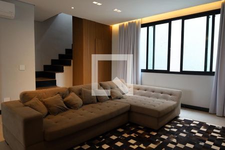 Casa à venda com 3 quartos, 340m² em Interlagos, São Paulo