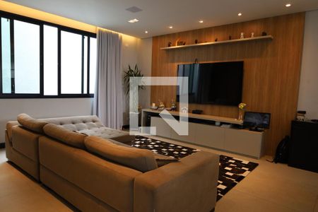 Casa à venda com 3 quartos, 340m² em Interlagos, São Paulo