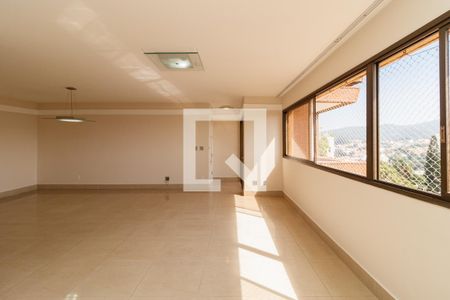 Sala de apartamento à venda com 3 quartos, 186m² em Tremembe, São Paulo