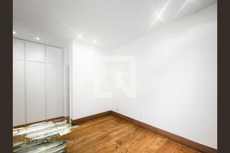 Apartamento à venda com 4 quartos, 275m² em Funcionários, Belo Horizonte