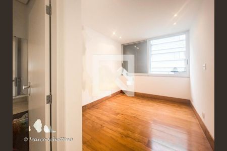 Apartamento à venda com 4 quartos, 275m² em Funcionários, Belo Horizonte