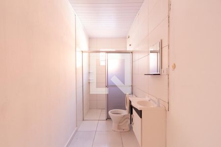 Banheiro  de casa para alugar com 1 quarto, 55m² em Jardim Altos do Itavuvu, Sorocaba