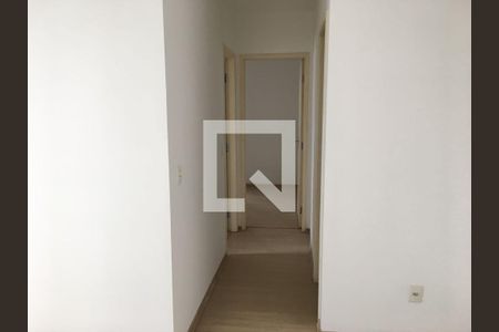 Corredor de apartamento à venda com 1 quarto, 52m² em Vila Liviero, São Paulo