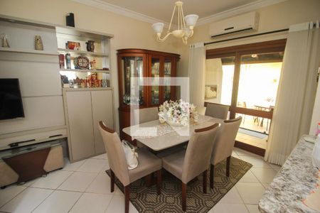 Sala de Jantar de casa de condomínio à venda com 3 quartos, 186m² em Cavalhada, Porto Alegre