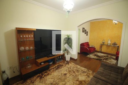 Sala 2 de casa para alugar com 3 quartos, 242m² em Novo Santa Cecília, Belo Horizonte