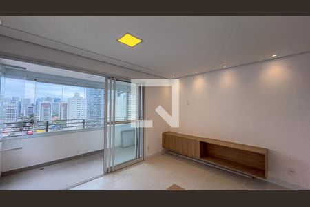 Sala e Cozinha de apartamento para alugar com 2 quartos, 57m² em Santo Amaro, São Paulo