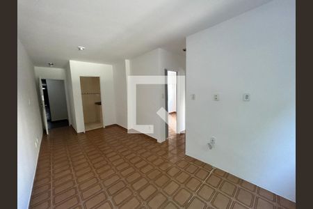 Sala de apartamento à venda com 2 quartos, 57m² em Tomás Coelho, Rio de Janeiro