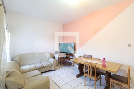 Casa à venda com 4 quartos, 240m² em Vila Medeiros, São Paulo