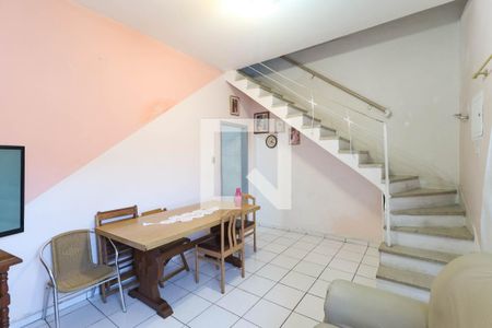 Casa à venda com 4 quartos, 240m² em Vila Medeiros, São Paulo