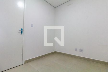 Quarto 1 de apartamento para alugar com 2 quartos, 60m² em Vila Marieta, São Paulo