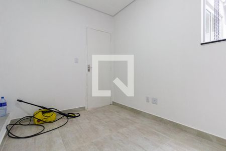 Quarto 1 de apartamento para alugar com 2 quartos, 60m² em Vila Marieta, São Paulo