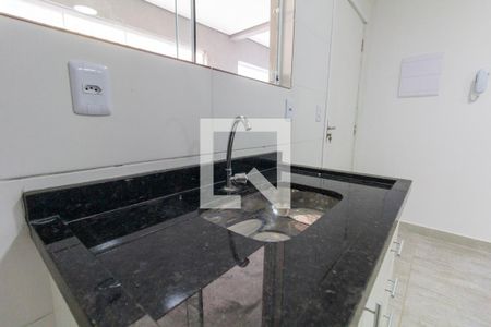 Sala e Cozinha de apartamento para alugar com 2 quartos, 60m² em Vila Marieta, São Paulo