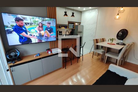 Sala de apartamento para alugar com 2 quartos, 52m² em Tanquinho, Ferraz de Vasconcelos