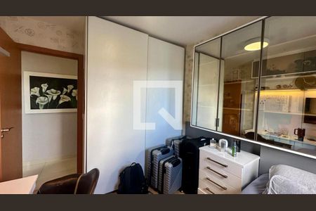 Quarto  de apartamento para alugar com 2 quartos, 60m² em Buritis, Belo Horizonte