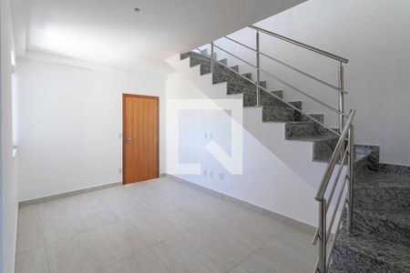 Sala 1 de apartamento à venda com 2 quartos, 125m² em Arvoredo, Contagem