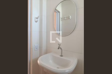 Banheiro de kitnet/studio para alugar com 1 quarto, 45m² em Perdizes, São Paulo