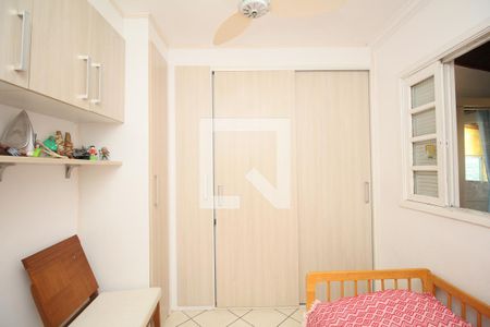 Quarto 2 de casa à venda com 3 quartos, 66m² em Jardim Oliveiras, Taboão da Serra