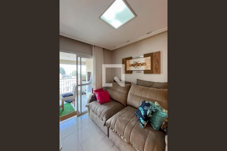 Sala de apartamento à venda com 3 quartos, 74m² em Vila das Merces, São Paulo