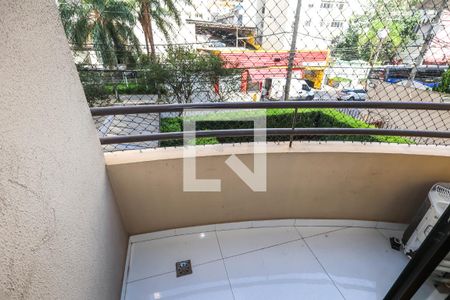 Varanda de apartamento para alugar com 2 quartos, 63m² em Aclimação, São Paulo