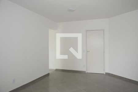 Apartamento para alugar com 2 quartos, 82m² em Jardim Branca Flor, Embu das Artes