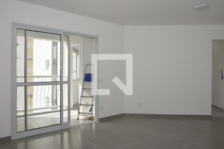 Apartamento para alugar com 2 quartos, 82m² em Jardim Branca Flor, Embu das Artes