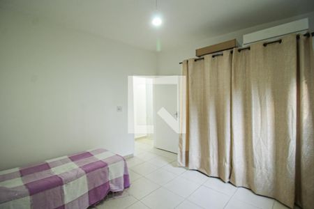 Quarto 1 de casa à venda com 3 quartos, 354m² em Vila dos Remedios, São Paulo