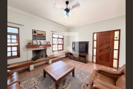 Sala de casa à venda com 3 quartos, 250m² em Jardim Torres Sao Jose, Jundiaí