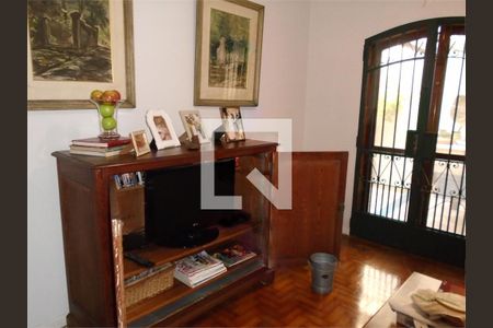 Casa à venda com 4 quartos, 162m² em Granja Julieta, São Paulo